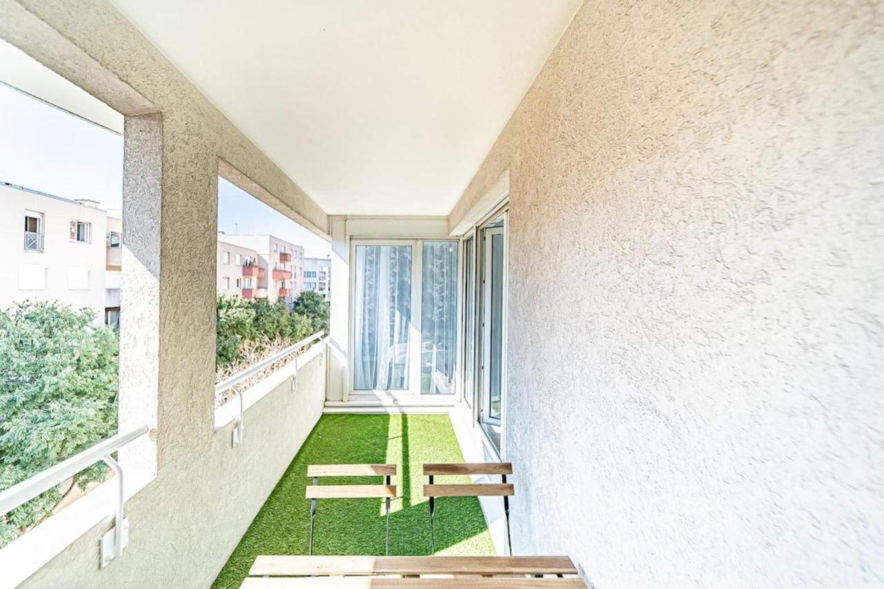 Appartement Cosy Avec Balcony And Garage-Charpennes Villeurbanne Esterno foto