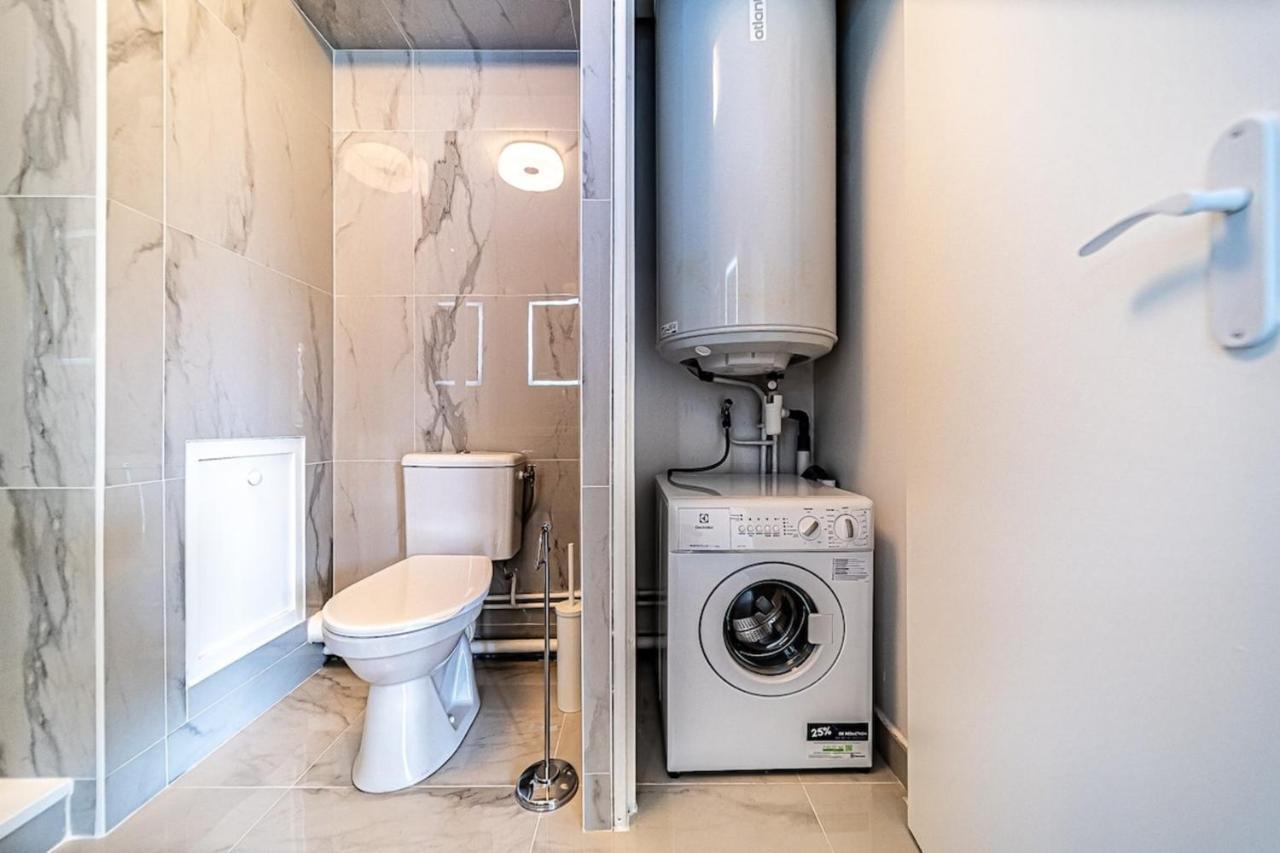 Appartement Cosy Avec Balcony And Garage-Charpennes Villeurbanne Esterno foto