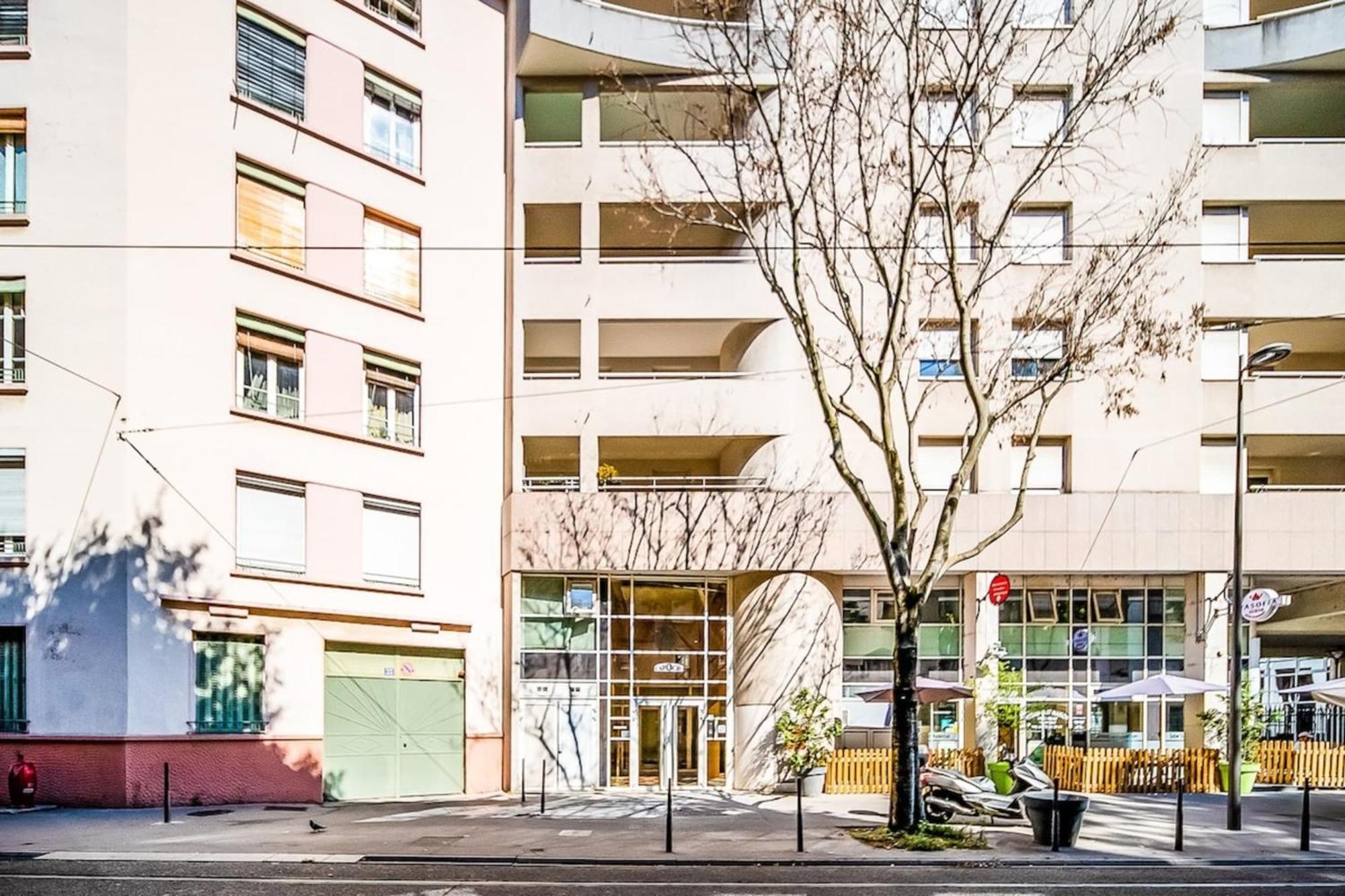 Appartement Cosy Avec Balcony And Garage-Charpennes Villeurbanne Esterno foto